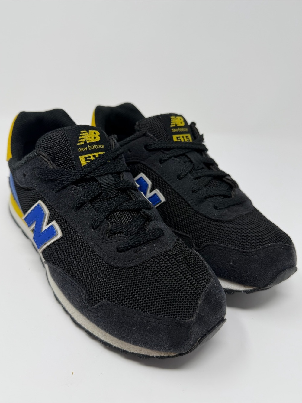 New Balance kids 515 Black & Blue Casual Sneakers Sz. 2y